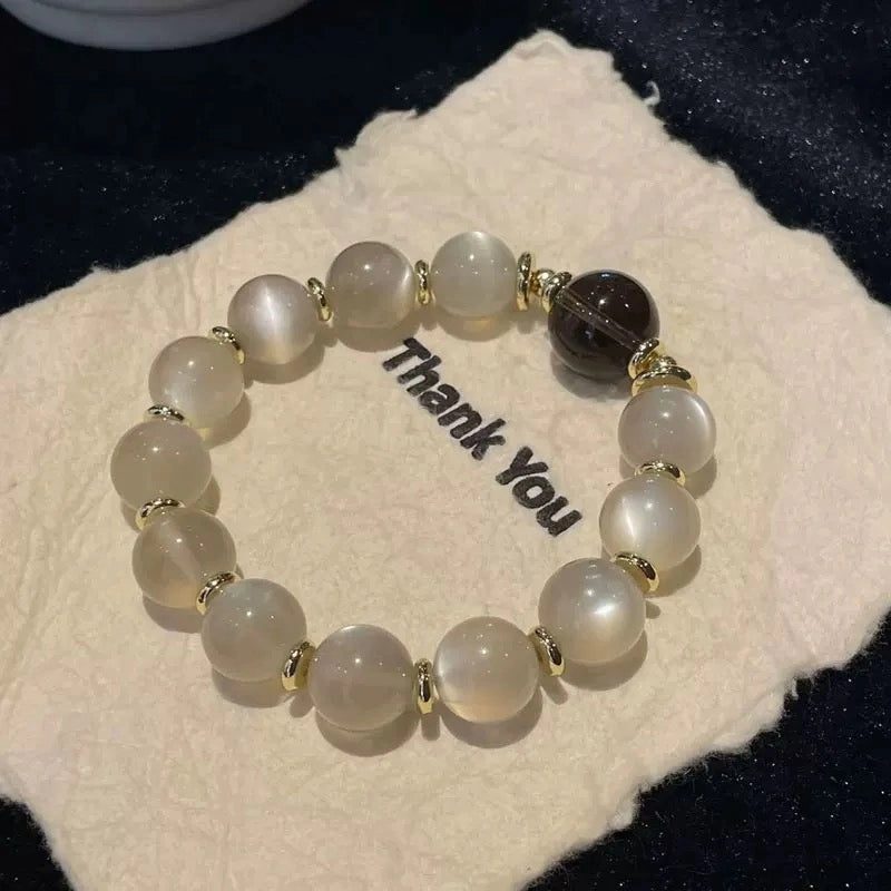 Vintage Moonstone Bracelet – Soft Milky Beige Crystal for Intuition & Emotional Balance