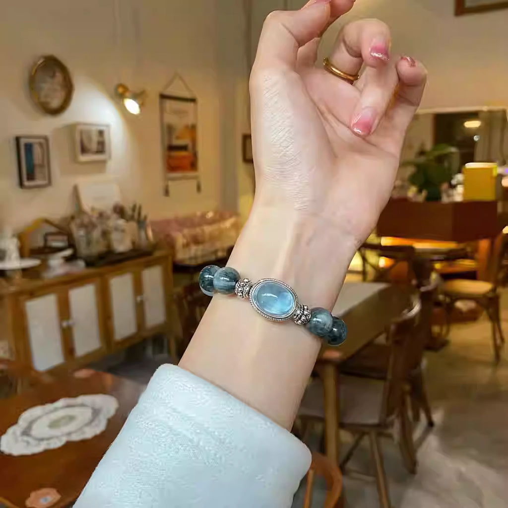 Antique aquamarine bracelet for women featuring natural blue crystal gemstone