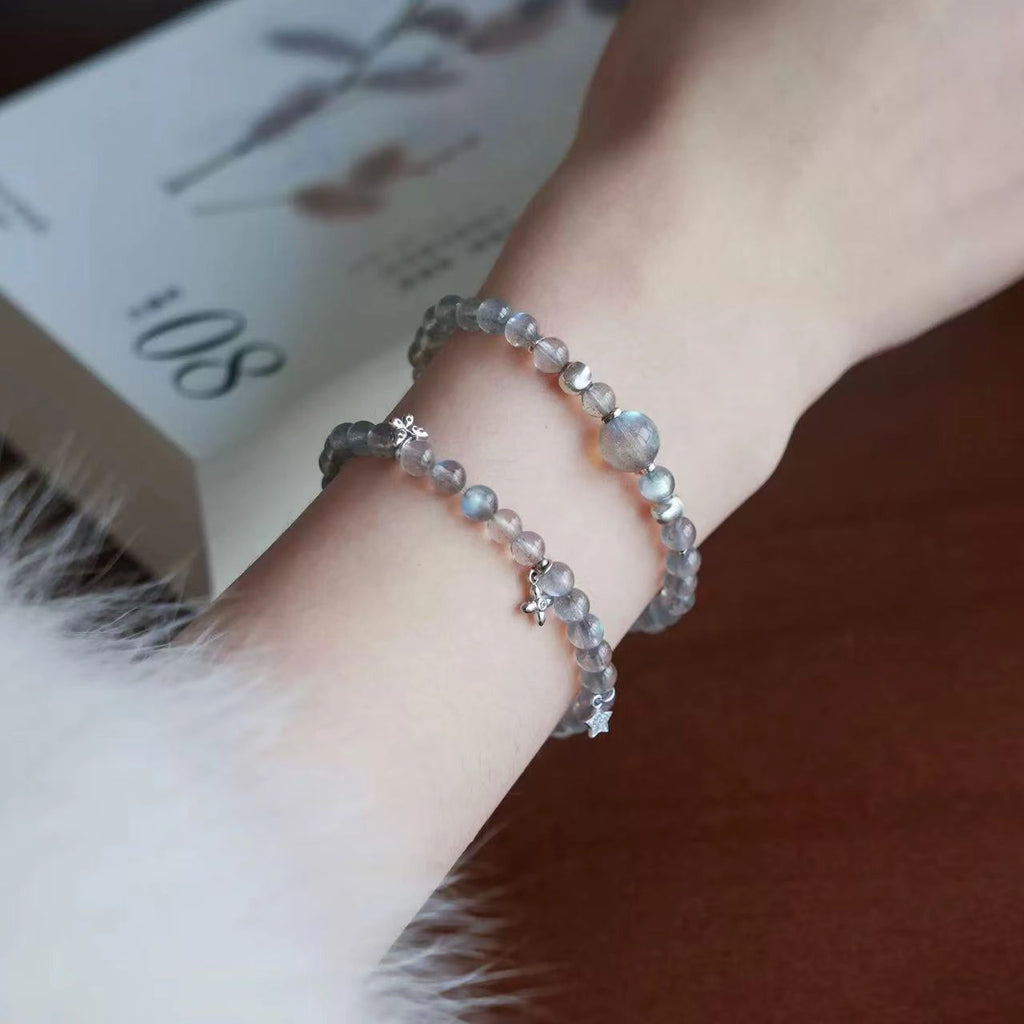 Cancer zodiac crystals bracelet with moonstone for healing and nurturing energy