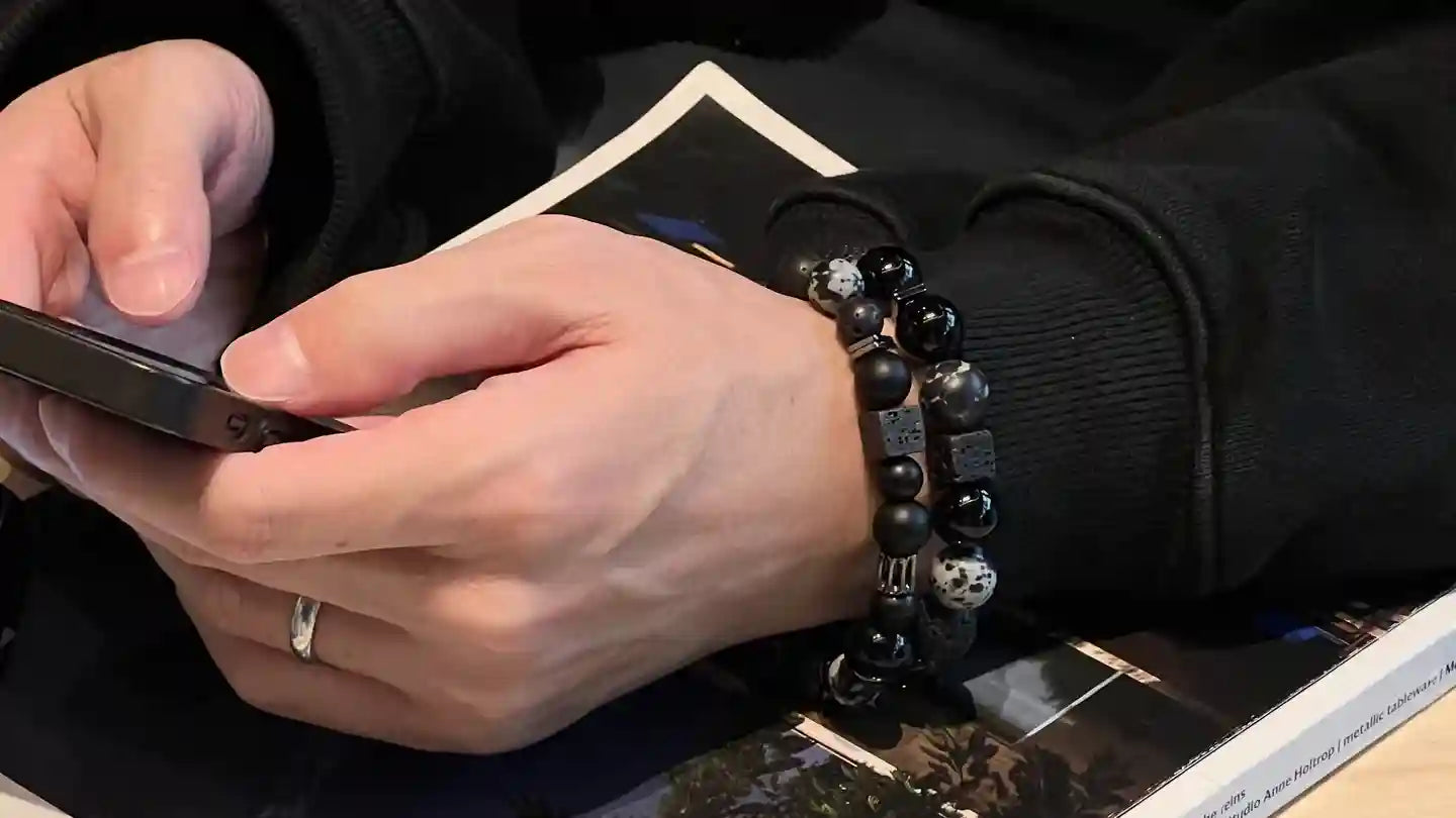 Feng shui black obsidian bracelet for men with protection and grounding symbolism