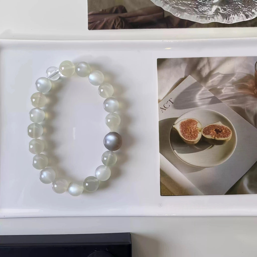 Women moonstone crystal bracelet for emotional balance