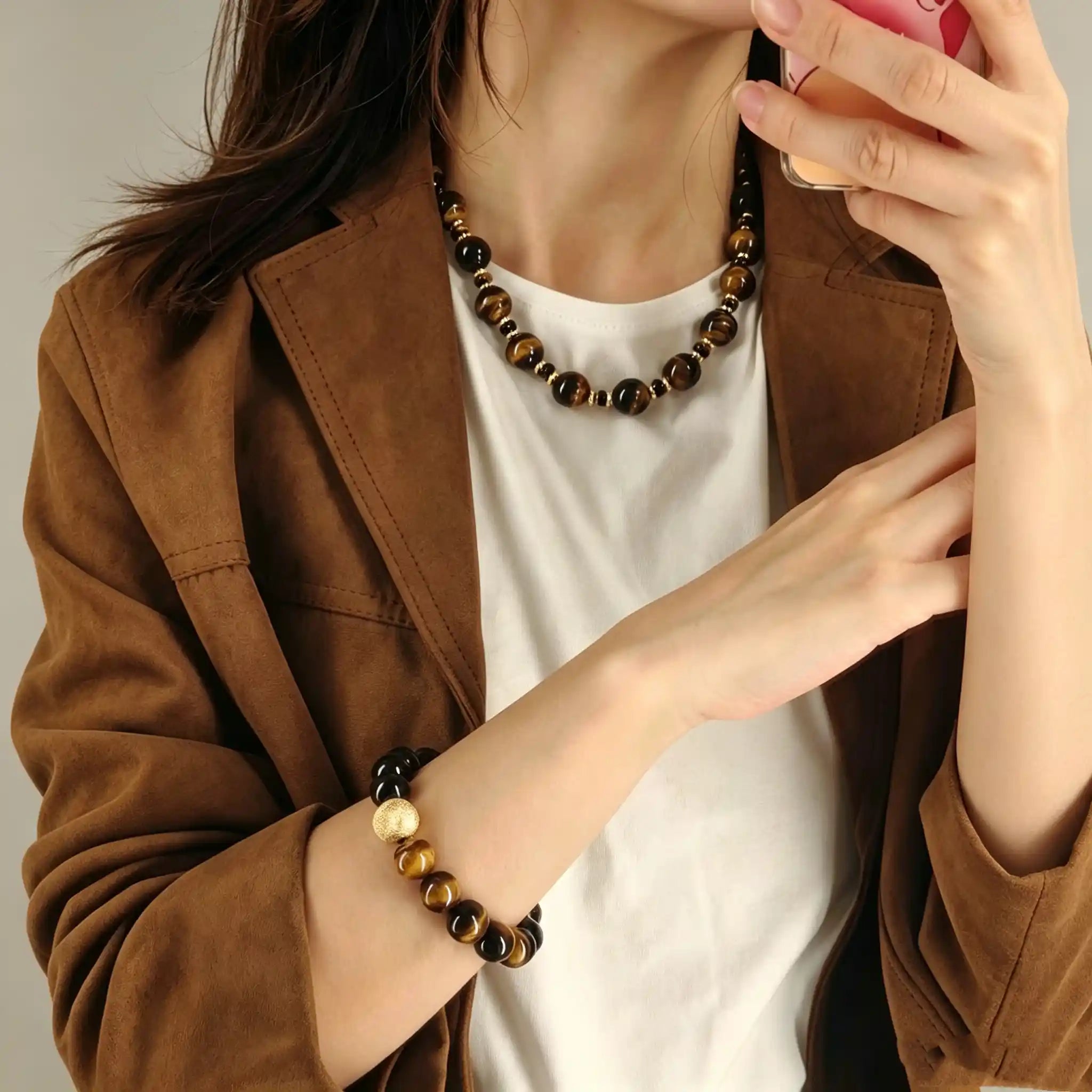 Tiger eye jewelry for women, including tiger eye bracelets and tiger eye necklaces