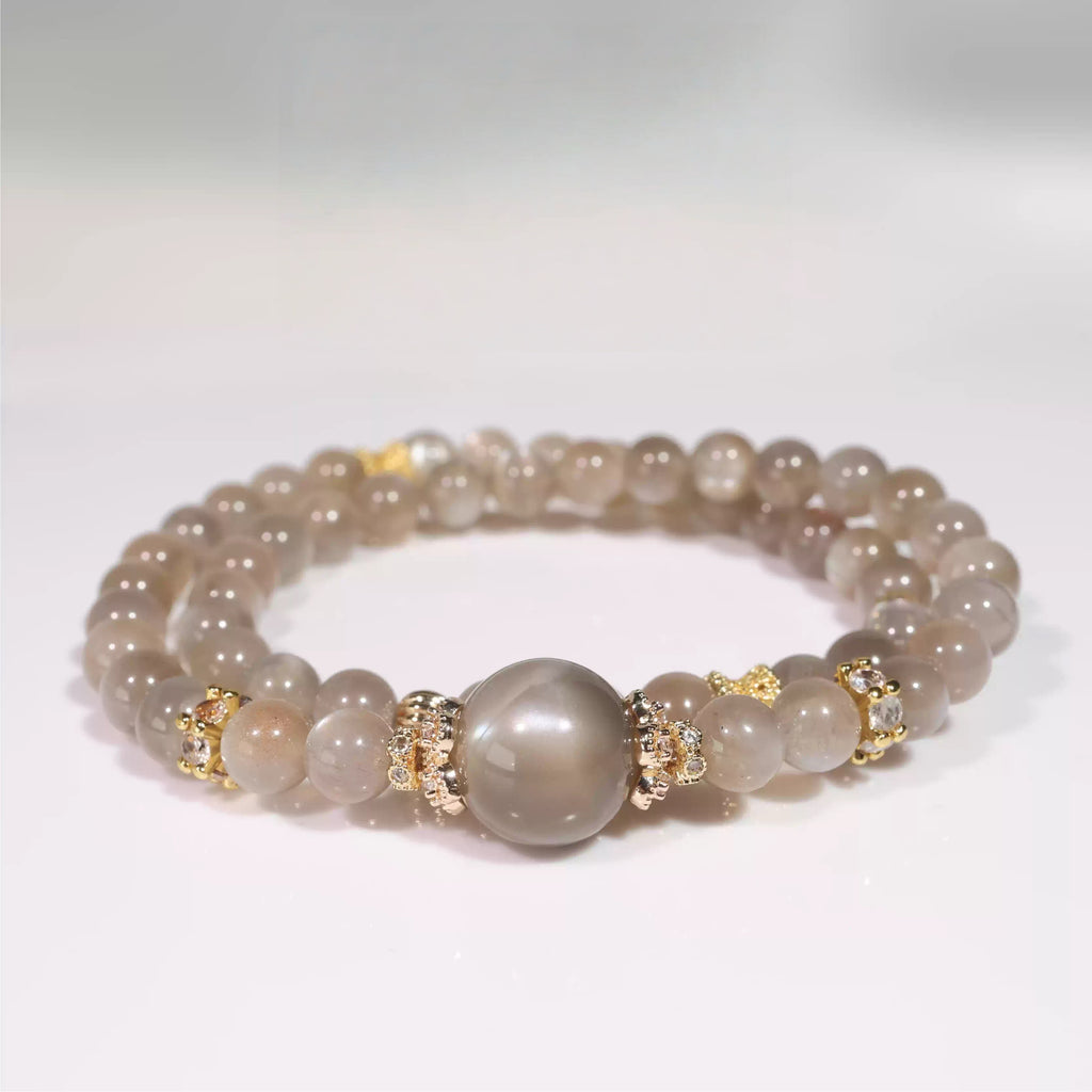 Real labradorite bracelet for women with a unique natural crystal appearance