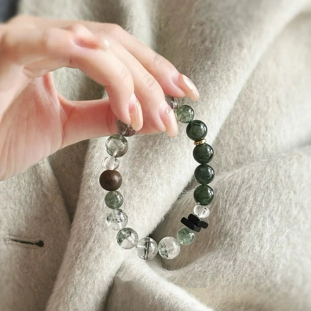 Green phantom bracelet for focus, personal growth, and energetic stability.